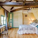 Bed & Breakfast Clos Du Bois Brard 3*