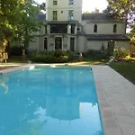 Clos Du Bois Brard Bed & Breakfast