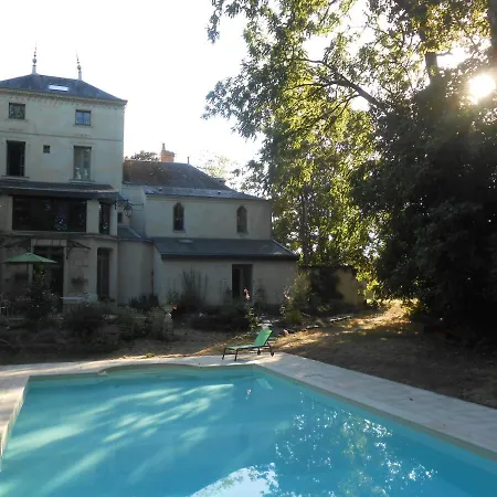 Clos Du Bois Brard Bed & Breakfast