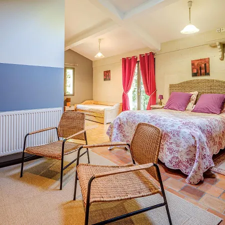 Bed and Breakfast Clos Du Bois Brard 3*