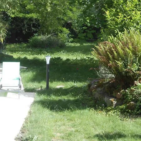 Bed & Breakfast Clos Du Bois Brard