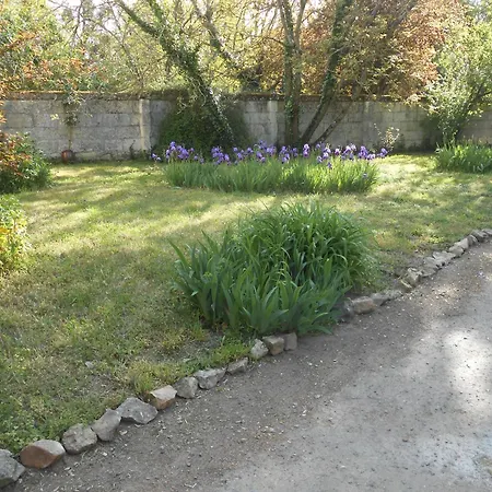 Clos Du Bois Brard Nocleg ze śniadaniem 3*