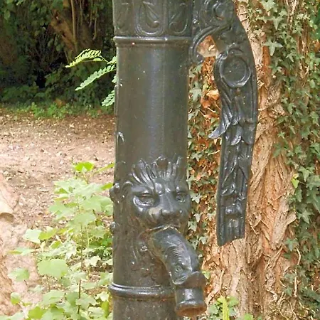 לינה וארוחת בוקר Clos Du Bois Brard