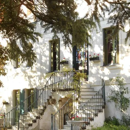 Clos Du Bois Brard 3* Saumur