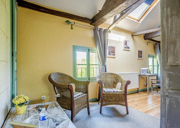 Clos Du Bois Brard 3* סומור